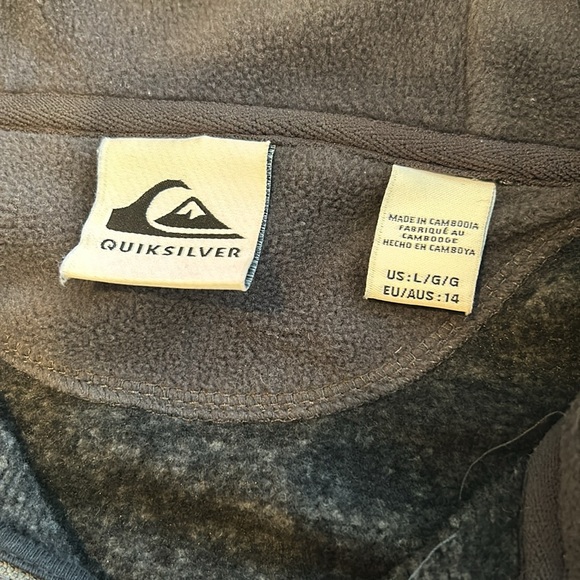 Boys Quicksilver sweatshirt with zipper. Size large 14 boys. Perfect Condition! - Picture 2 of 7